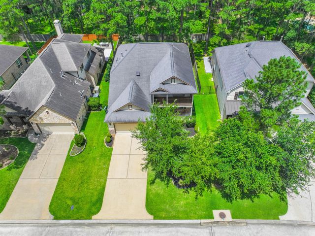 79 W Jagged Ridge Circle, Spring, TX 77389