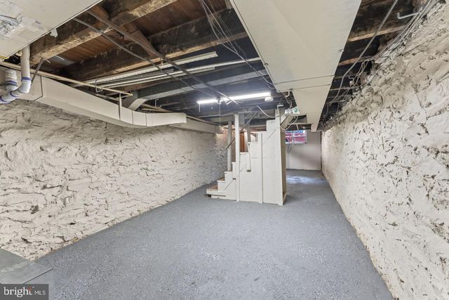 3639 CHESTNUT AVE, Baltimore, MD 21211