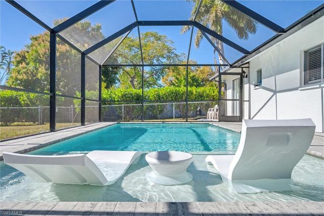 3687 Maran LN, Bonita Springs, FL 34134