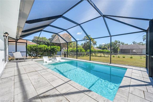 3687 Maran LN, Bonita Springs, FL 34134
