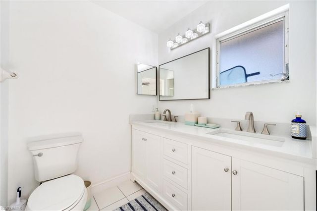 3687 Maran LN, Bonita Springs, FL 34134