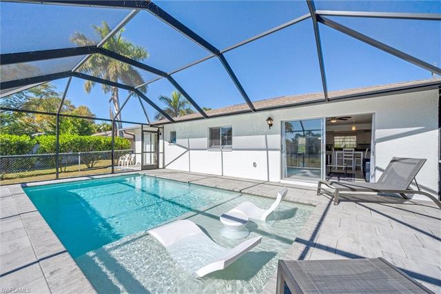 3687 Maran LN, Bonita Springs, FL 34134