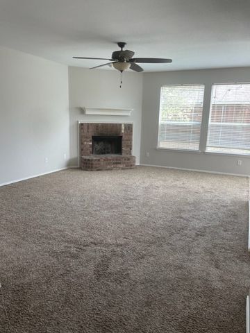 850 Warbler, Aubrey, TX 76227