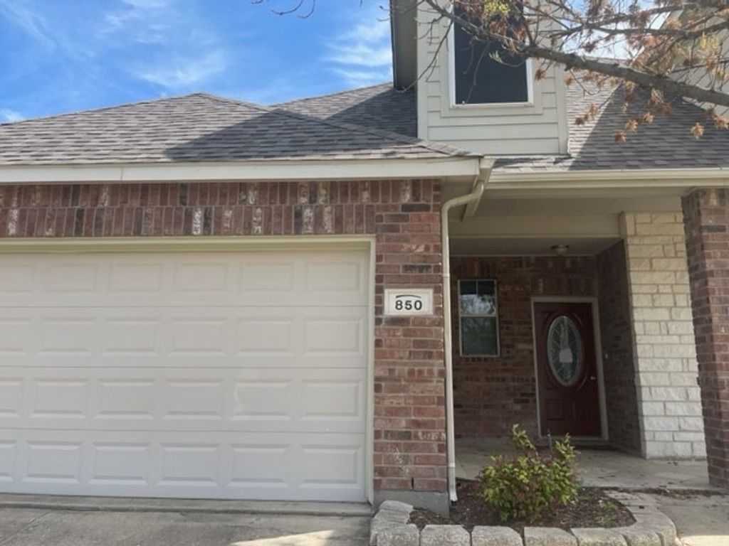 850 Warbler, Aubrey, TX 76227
