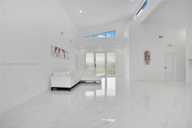 4009 W Jacaranda Parkway, Cape Coral, FL 33993