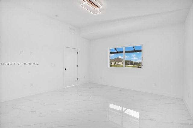 4009 W Jacaranda Parkway, Cape Coral, FL 33993