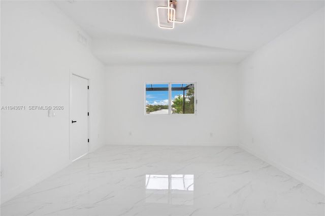 4009 W Jacaranda Parkway, Cape Coral, FL 33993