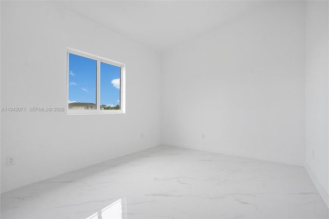 4009 W Jacaranda Parkway, Cape Coral, FL 33993