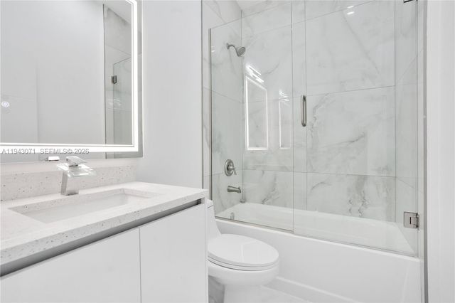 4009 W Jacaranda Parkway, Cape Coral, FL 33993