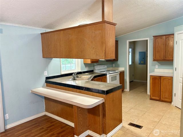 17411 64th Street Ct NW, Vaughn, WA 98394