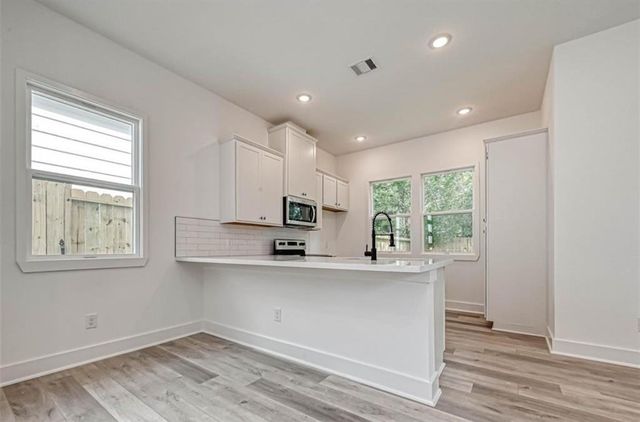 8405 Schneider Street B, Houston, TX 77093