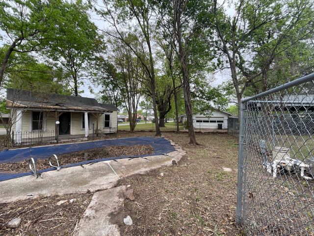 521 N 31st Street, Corsicana, TX 75110