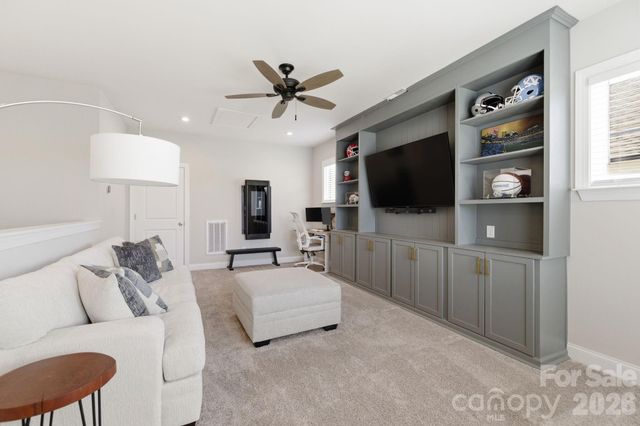 11621 Miller Road, Pineville, NC 28134