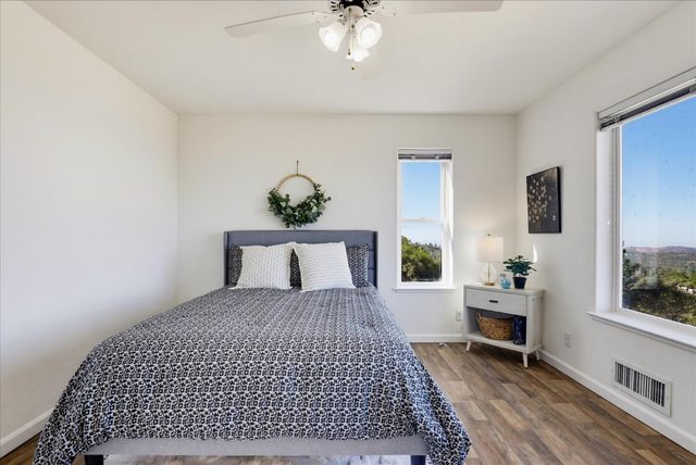 10502 Canyon Creek, Penn Valley, CA 95946