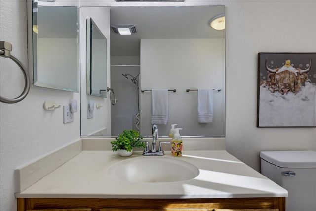 10502 Canyon Creek, Penn Valley, CA 95946