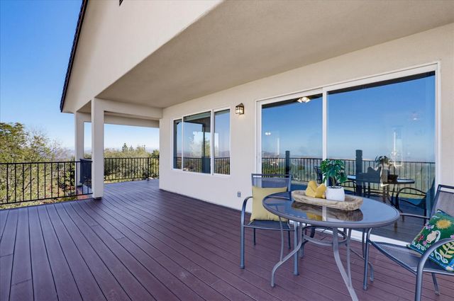 10502 Canyon Creek, Penn Valley, CA 95946