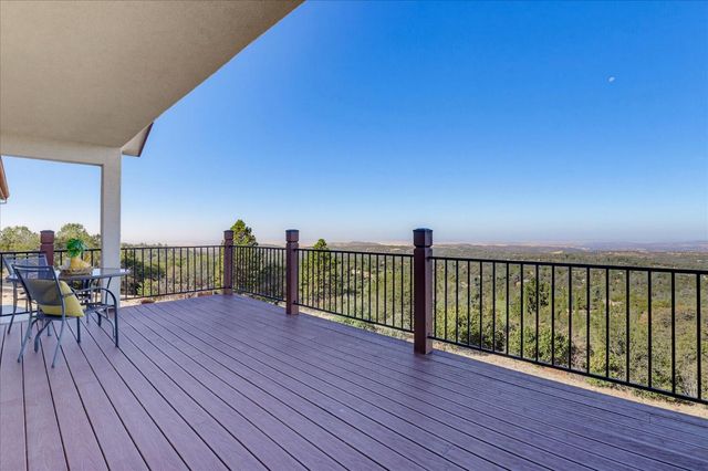 10502 Canyon Creek, Penn Valley, CA 95946