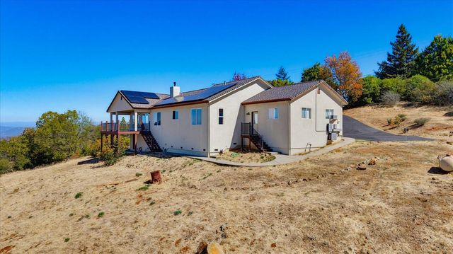 10502 Canyon Creek, Penn Valley, CA 95946