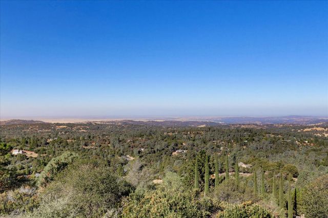 10502 Canyon Creek, Penn Valley, CA 95946