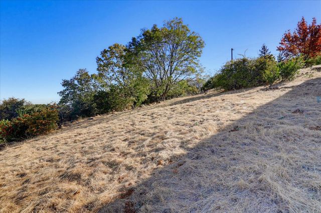 10502 Canyon Creek, Penn Valley, CA 95946