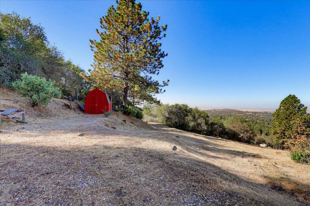 10502 Canyon Creek, Penn Valley, CA 95946