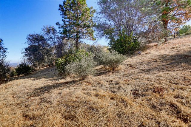 10502 Canyon Creek, Penn Valley, CA 95946