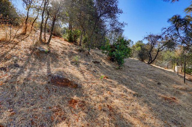 10502 Canyon Creek, Penn Valley, CA 95946