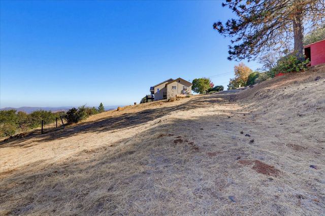 10502 Canyon Creek, Penn Valley, CA 95946