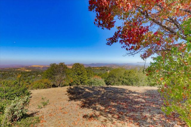 10502 Canyon Creek, Penn Valley, CA 95946