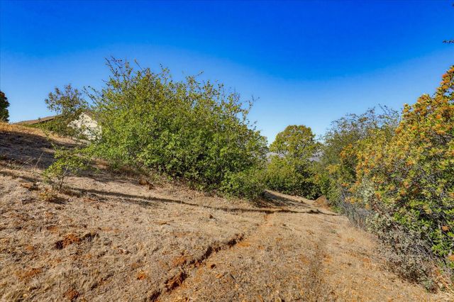 10502 Canyon Creek, Penn Valley, CA 95946