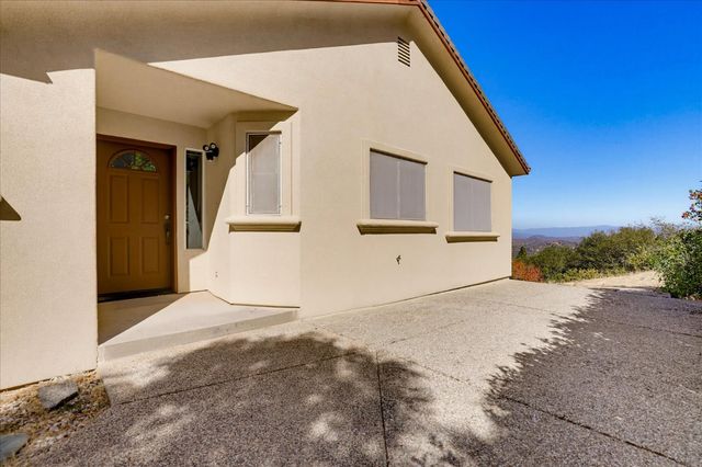 10502 Canyon Creek, Penn Valley, CA 95946