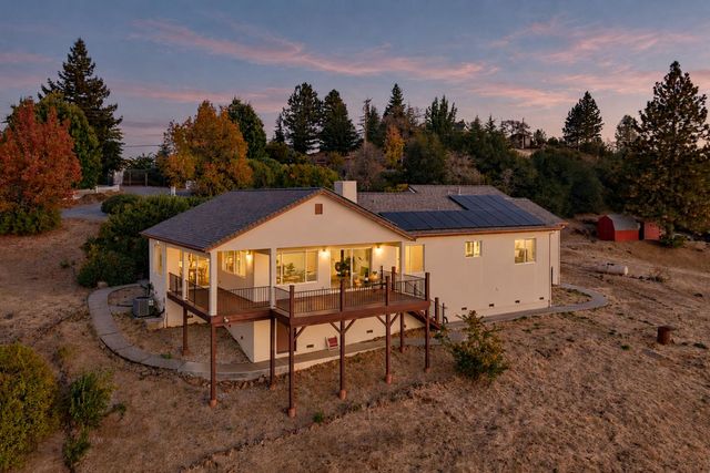 10502 Canyon Creek, Penn Valley, CA 95946
