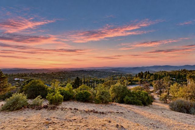 10502 Canyon Creek, Penn Valley, CA 95946