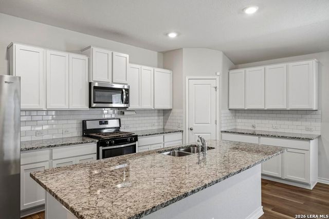 14230 Minette Loop, San Antonio, TX 78253