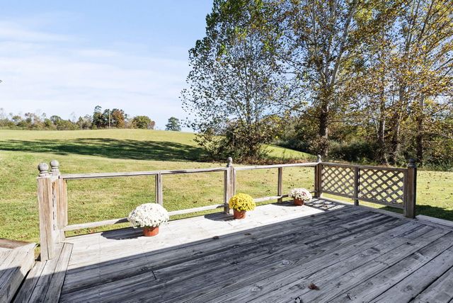 537 Bays Bend Road, West Liberty, KY 41472