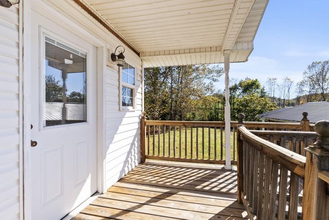 537 Bays Bend Road, West Liberty, KY 41472