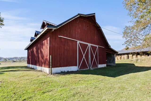 537 Bays Bend Road, West Liberty, KY 41472