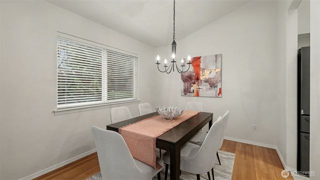 8128 NE 125th Street, Kirkland, WA 98034