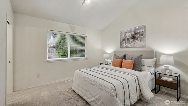 8128 NE 125th Street, Kirkland, WA 98034