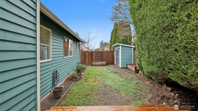 8128 NE 125th Street, Kirkland, WA 98034