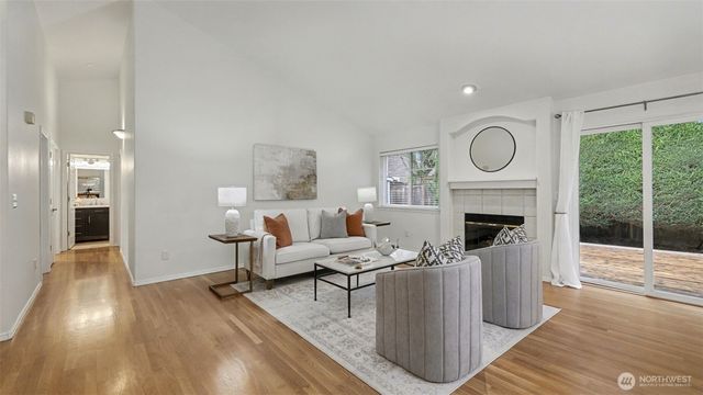 8128 NE 125th Street, Kirkland, WA 98034