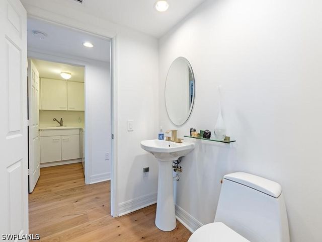 7425 Pelican Bay BLVD 206, Naples, FL 34108