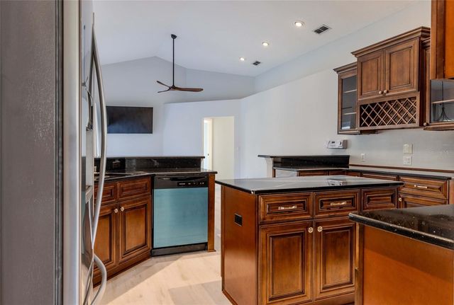 1211 PERIDOT LANE, Sun City Center, FL 33573