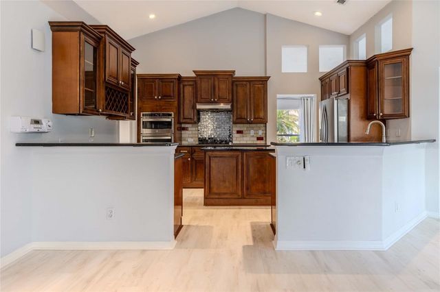 1211 PERIDOT LANE, Sun City Center, FL 33573