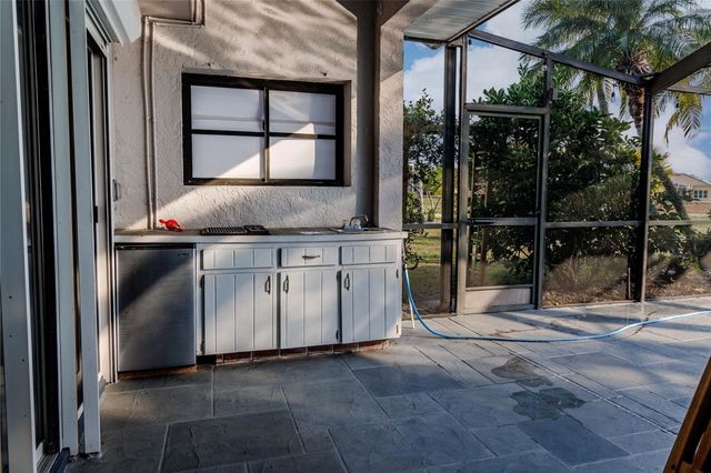 1211 PERIDOT LANE, Sun City Center, FL 33573