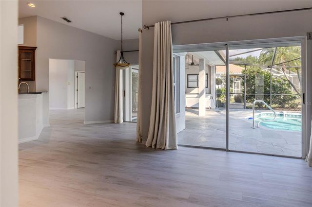 1211 PERIDOT LANE, Sun City Center, FL 33573