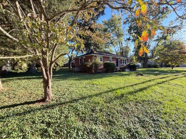 205 8th Ave, NW, Winchester, TN 37398