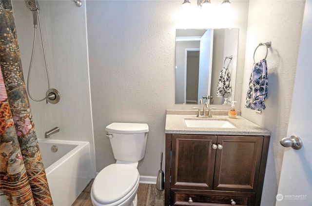 4694 Aiken Road SE, Port Orchard, WA 98366