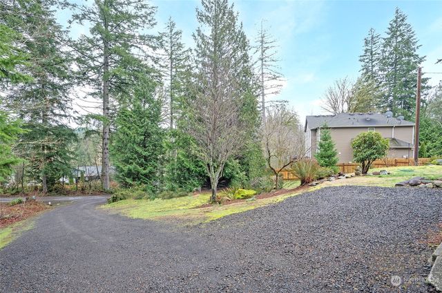 4694 Aiken Road SE, Port Orchard, WA 98366