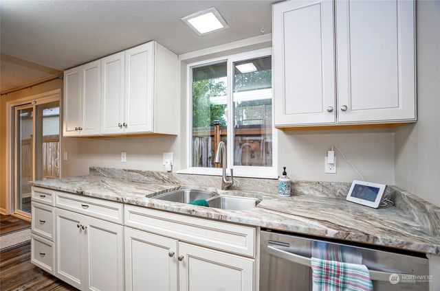 4694 Aiken Road SE, Port Orchard, WA 98366